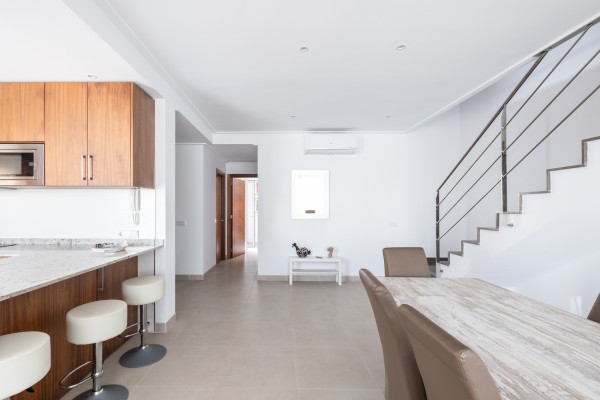 Современная вилла рядом с пляжем Муро