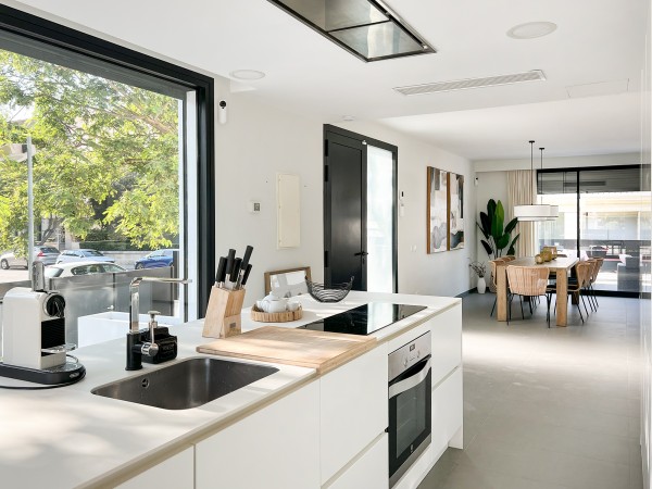 Modern and comfortable semi-detached villa in 80m from the beach Playa de Muro