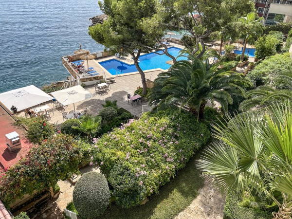 Piso con vistas al mar en venta  en Illetas