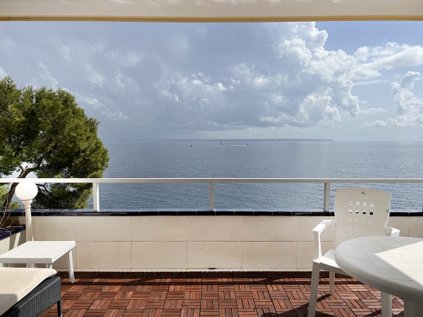 Piso con vistas al mar en venta  en Illetas