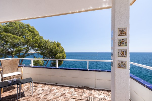 Wohnung mit herrlichem Meerblick in Illetas