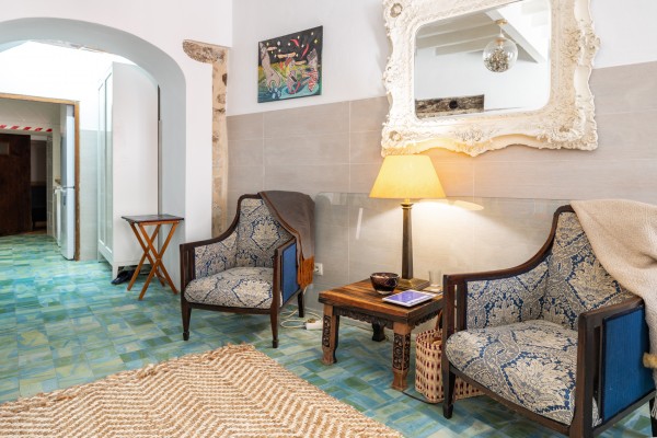 Casa tradicional de pueblo con vistas