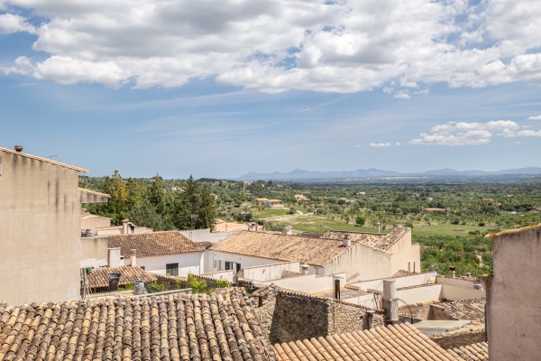 Casa tradicional de pueblo con vistas