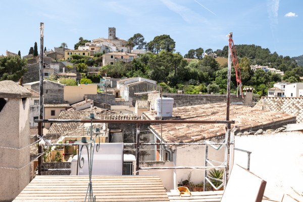 Casa tradicional de pueblo con vistas