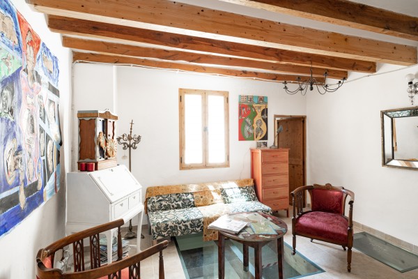 Casa tradicional de pueblo con vistas