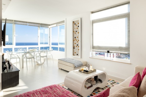 Espléndido apartamento con vistas al mar en primera línea de la zona más solicitada