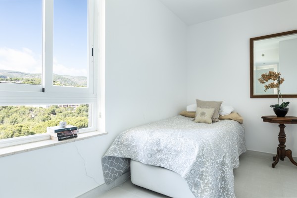 Espléndido apartamento con vistas al mar en primera línea de la zona más solicitada