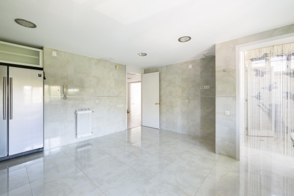 Piso con 4 habitaciones en venta en Portixol