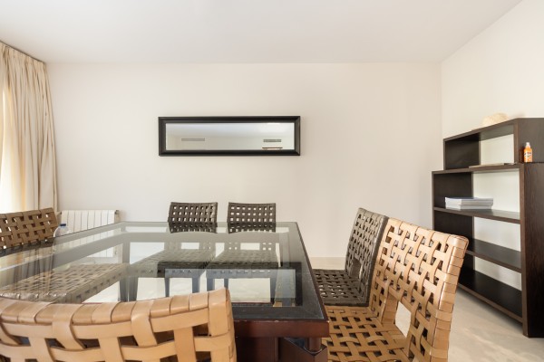Planta baja con 4 habitaciones en venta en Sol de Mallorca