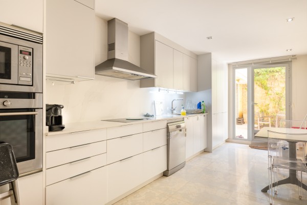 Planta baja con 4 habitaciones en venta en Sol de Mallorca