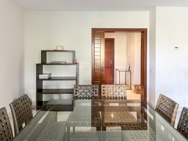 Planta baja con 4 habitaciones en venta en Sol de Mallorca