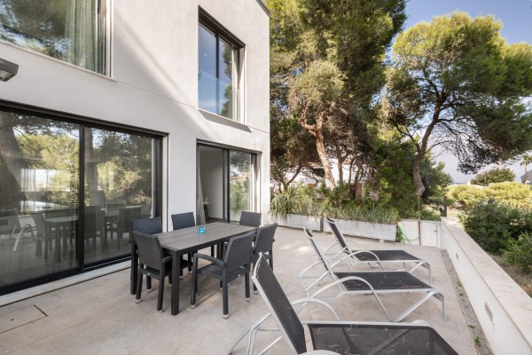Casa pareada moderna con licencia ETV y a 50m de la playa