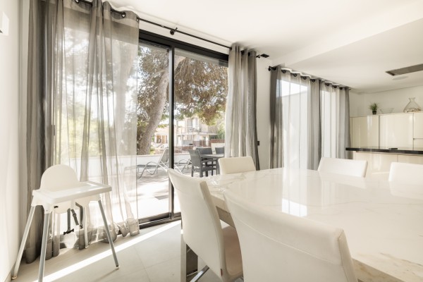 Casa pareada moderna con licencia ETV y a 50m de la playa