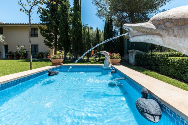 Casa vacacional con piscina cerca de Pollenca