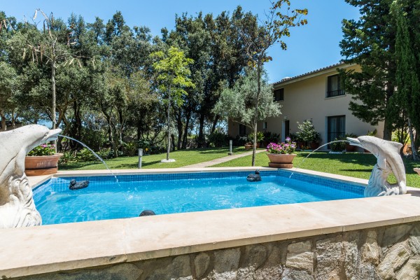 Casa vacacional con piscina cerca de Pollenca