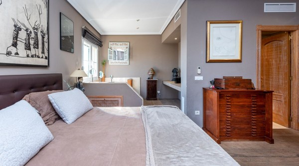 Mediterrane Villa mit großem Stil und Aussicht