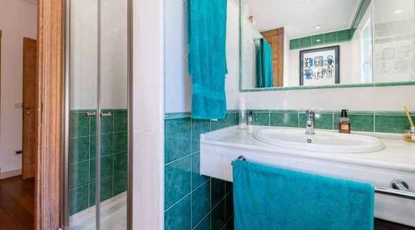 Mediterrane Villa mit großem Stil und Aussicht