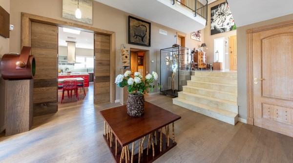 Mediterrane Villa mit großem Stil und Aussicht