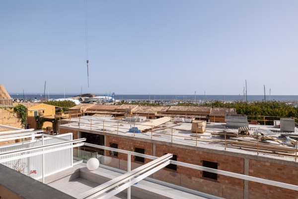 Precioso piso con vistas en primera línea de un prestigioso club náutico