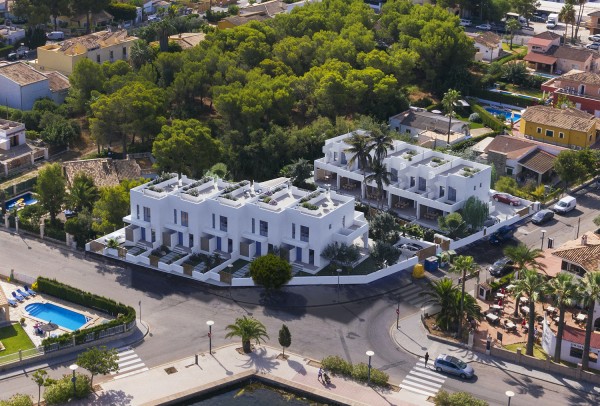 Casas adosadas nuevas 2025 en Port Alcudia