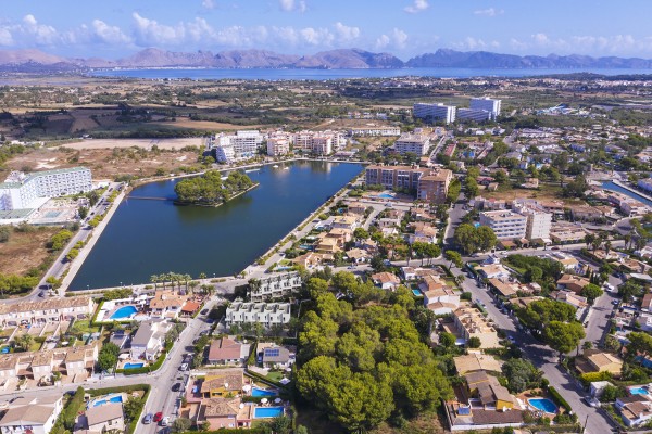 Casas adosadas nuevas 2025 en Port Alcudia