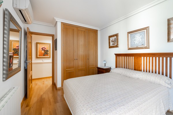 Piso con 4 habitaciones en venta en Palmanova