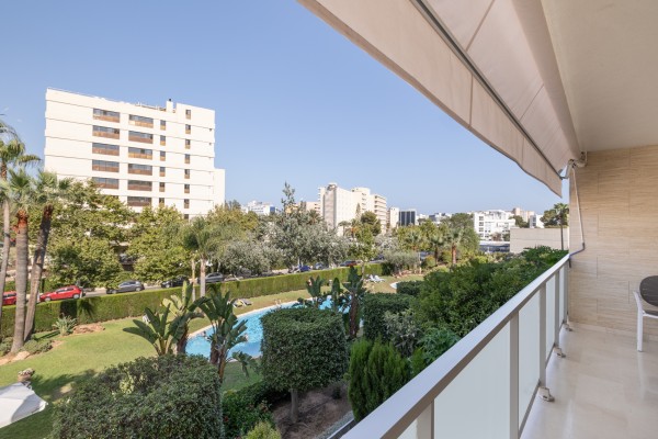 Piso con 4 habitaciones en venta en Palmanova