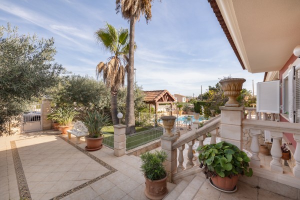 Villa impecable en el corazón de Bahía Grande, cerca del mar