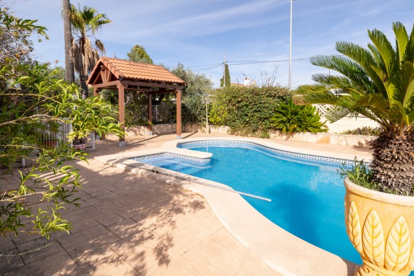 Villa impecable en el corazón de Bahía Grande, cerca del mar