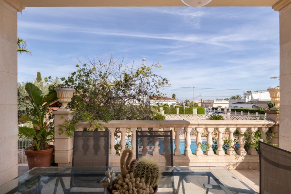 Villa impecable en el corazón de Bahía Grande, cerca del mar
