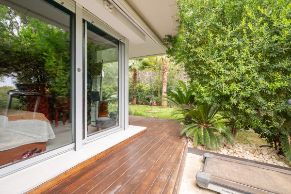 Planta baja con jardín privado en venta en Sol de Mallorca