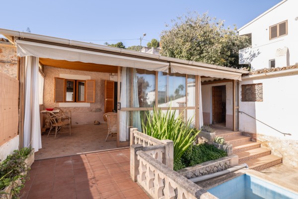 Urban Plot with Dual Access in Palma’s Coveted Génova Area