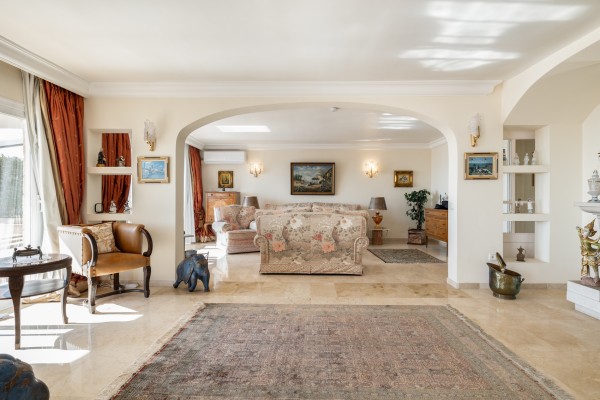 Exclusive Seafront Apartment with Private Pool in Portals Nous