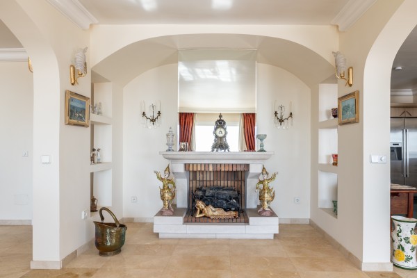 Exclusive Seafront Apartment with Private Pool in Portals Nous