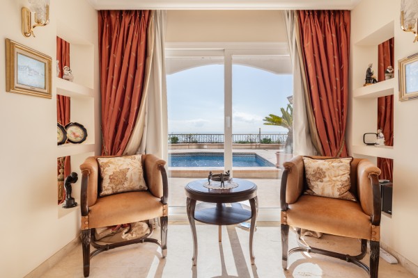 Exclusive Seafront Apartment with Private Pool in Portals Nous