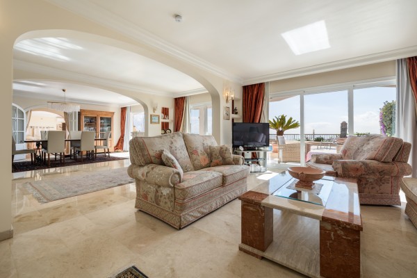 Exclusive Seafront Apartment with Private Pool in Portals Nous