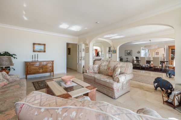 Exclusive Seafront Apartment with Private Pool in Portals Nous