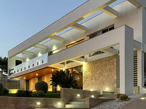 Villa moderna en venta en Cala Vinyes
