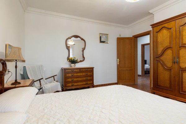 4 bedroom house for sale in Looseta