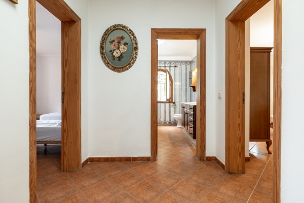 4 bedroom house for sale in Looseta