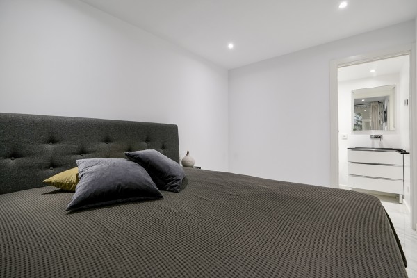 Piso reformado en venta en Portals Nous