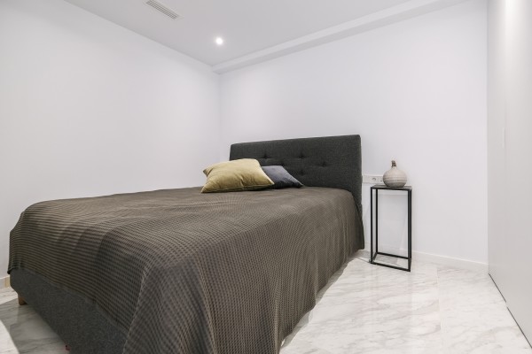 Piso reformado en venta en Portals Nous