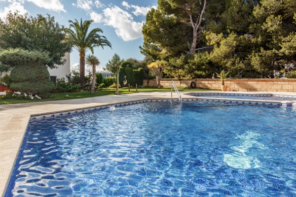 Piso reformado en venta en Portals Nous