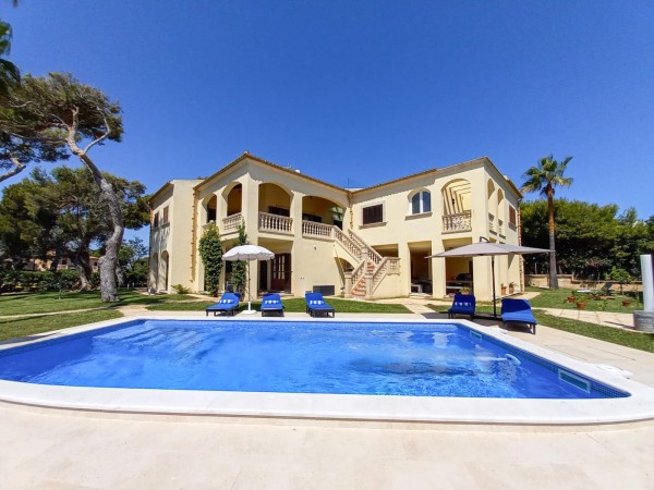 Villa de lujo con ETV en Playa de Muro