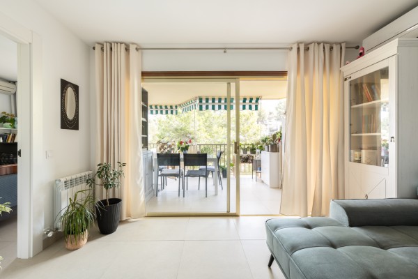 Mediterranes Wohnen in erster Meereslinie – Cala Vinyes