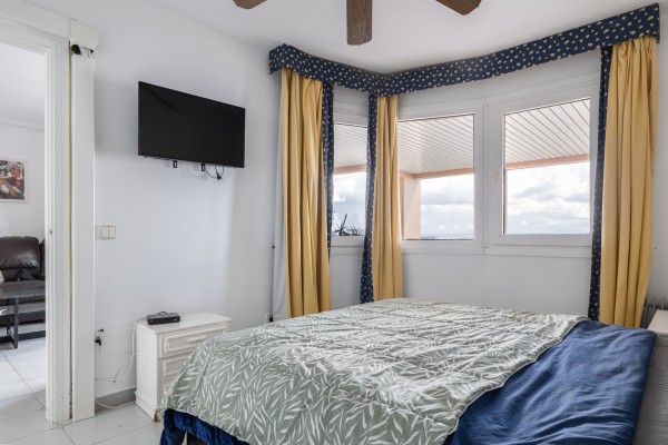 Apartamento ALTOS con vistas al mar  en la codiciada zona de Illetas