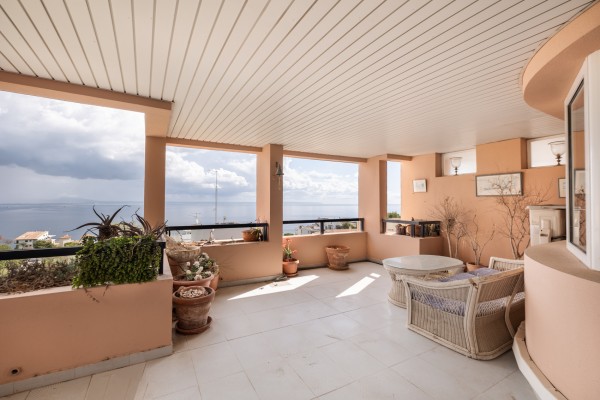 Apartamento ALTOS con vistas al mar  en la codiciada zona de Illetas