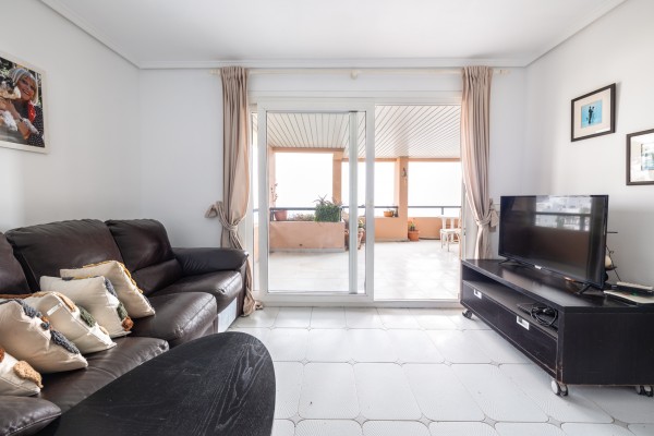 Apartamento ALTOS con vistas al mar  en la codiciada zona de Illetas