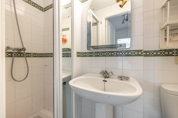 Apartamento ALTOS con vistas al mar  en la codiciada zona de Illetas