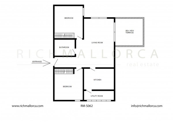 2-bedroom flat on the seafront in Port d'Alcudia